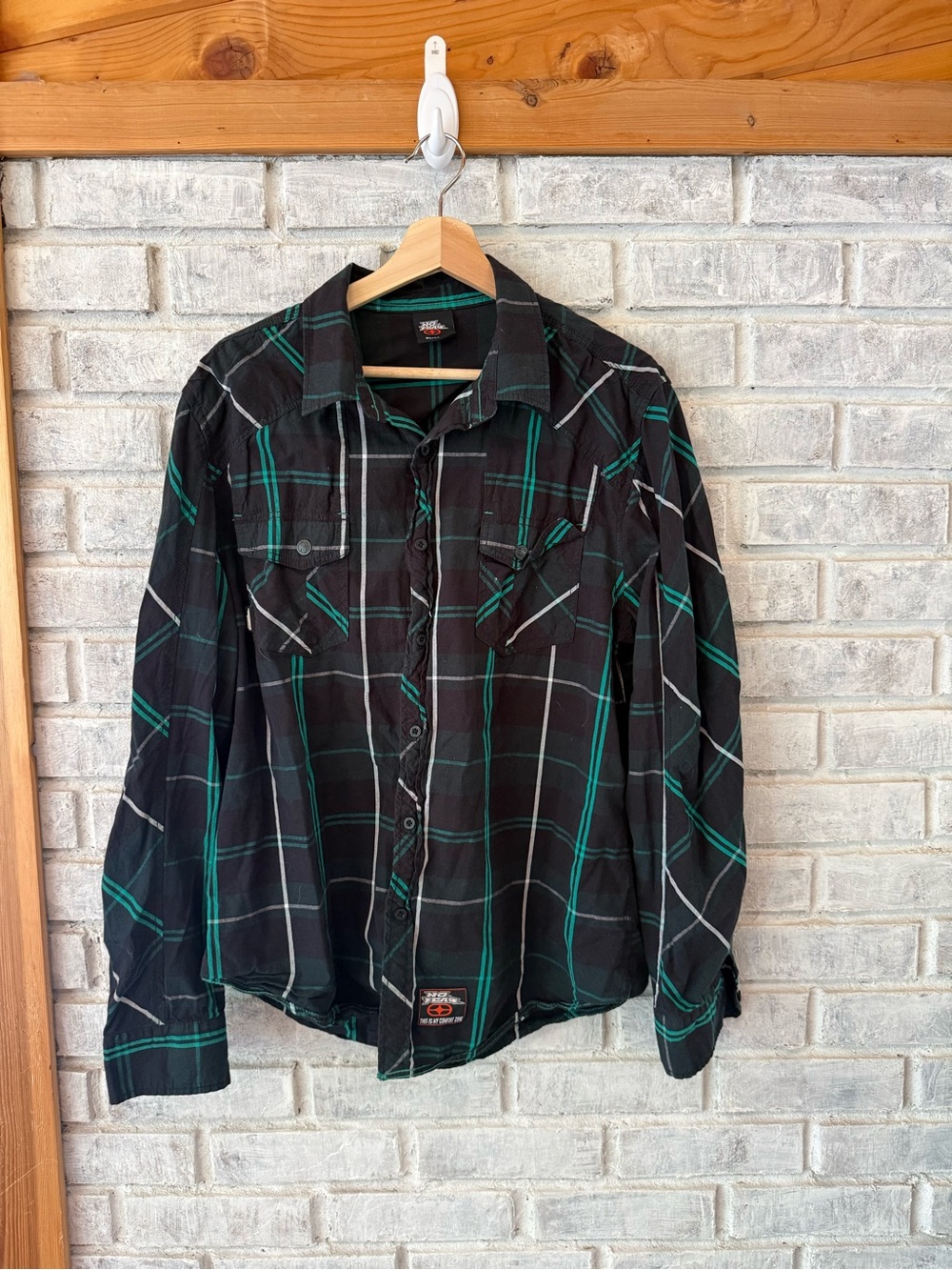 Vintage NO FEAR Black and green Plaid Button-Down shirt